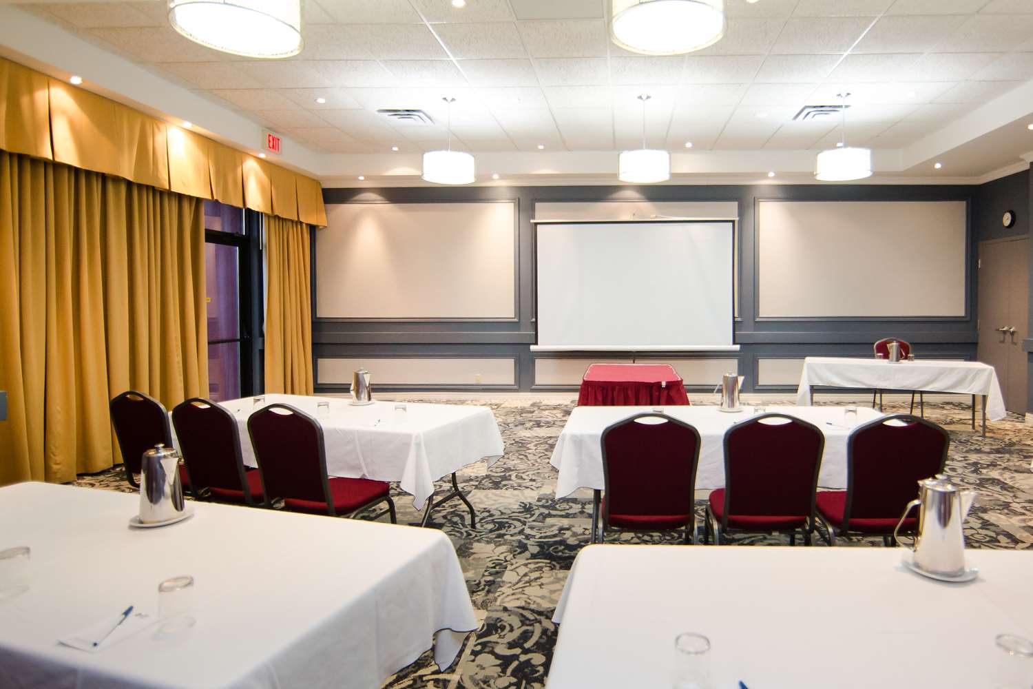 Фото Best Western Plus Ottawa/Kanata Hotel & Conference Centre