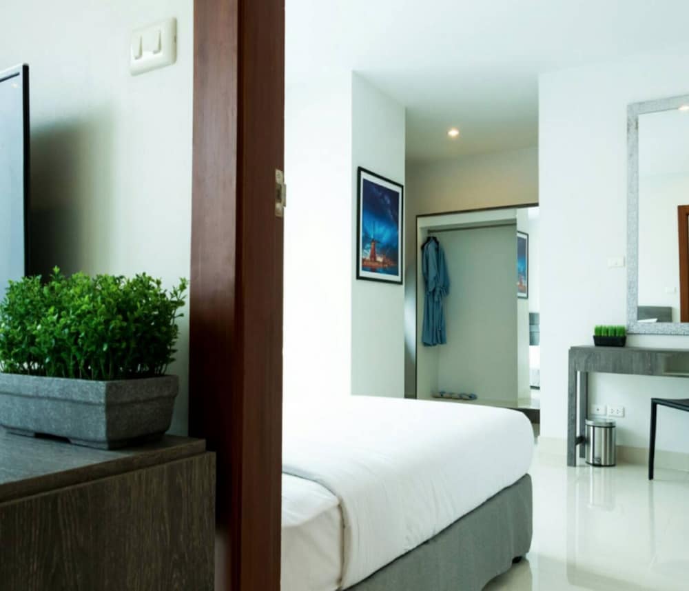 Фото D at Sea Hotel