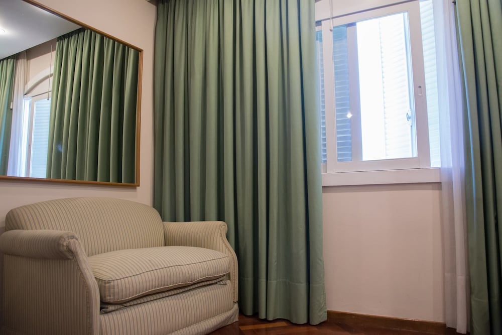 Фото Hotel Cervantes