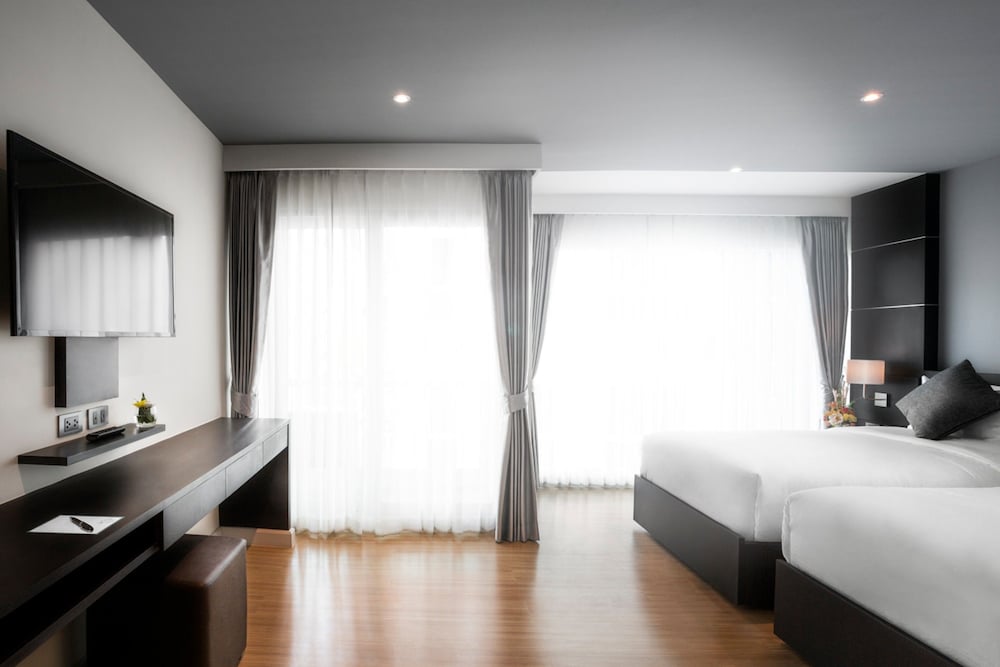 Фото Unique Regency Pattaya