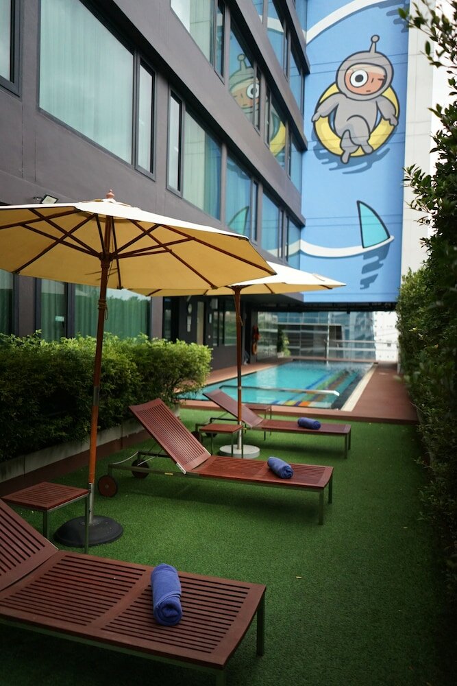 Фото Vic3 Bangkok Hotel