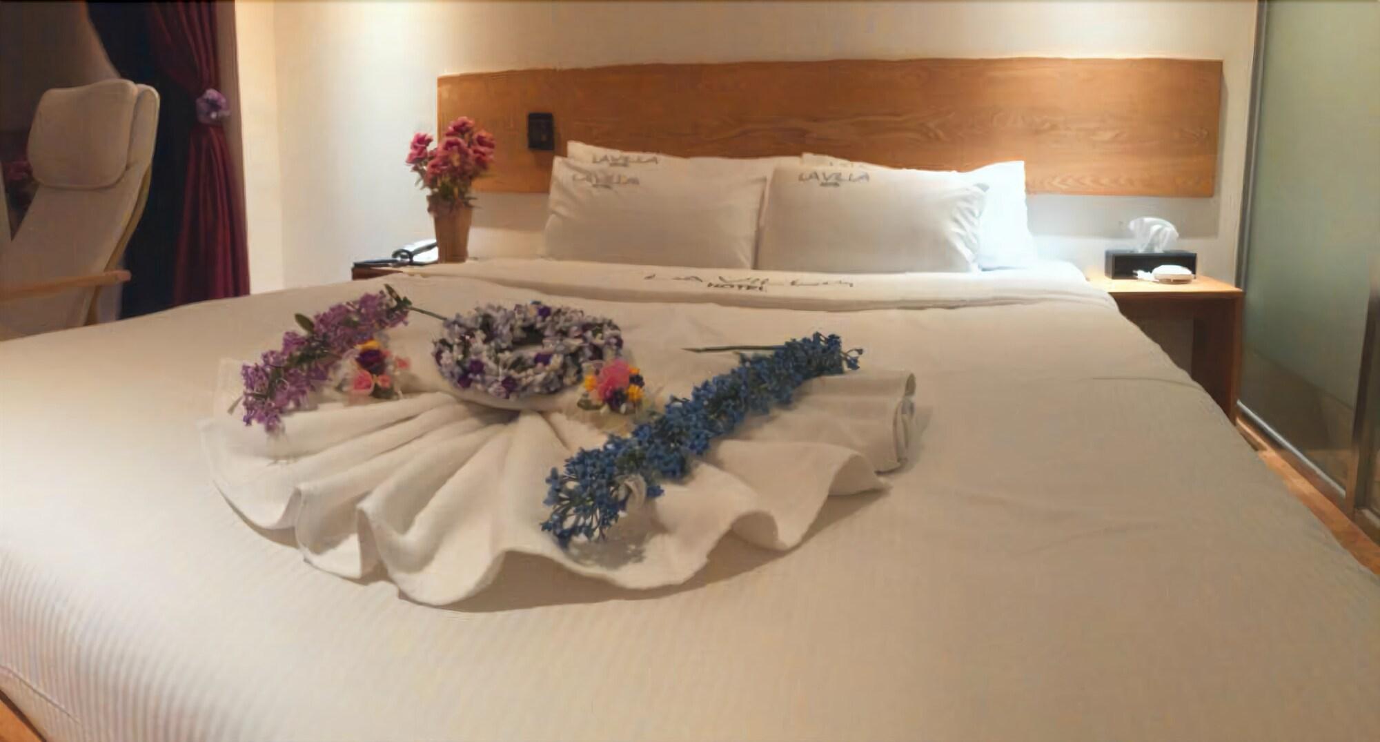 Фото Lavilla Hotel