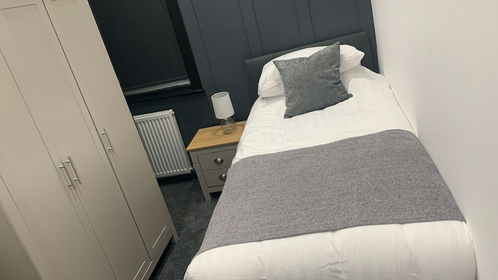 Фото Woodhouse Hotel