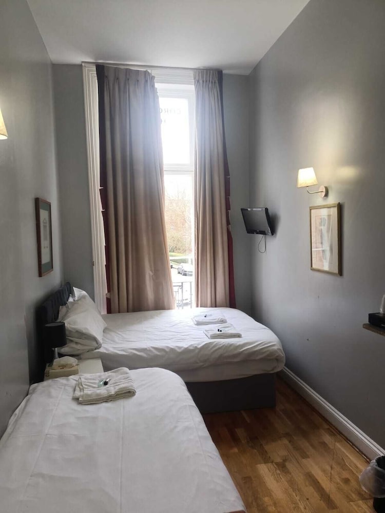 Фото Coronation Hotel