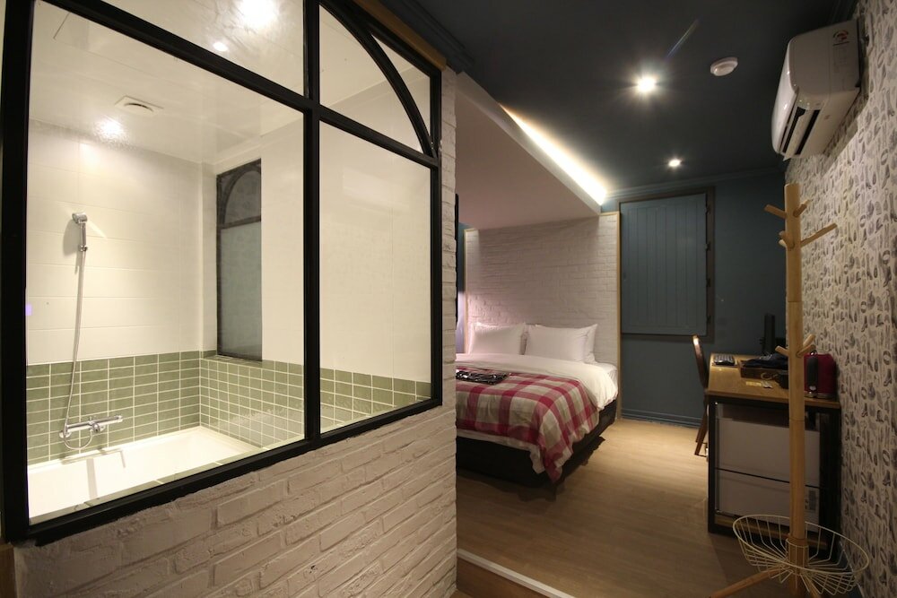 Фото 25 Hours Hotel