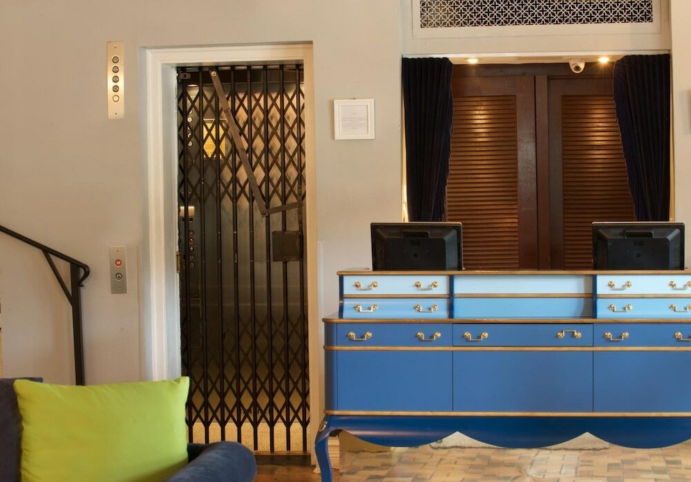 Фото Blue Moon Hotel