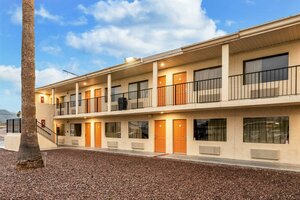 Гостиница Rodeway Inn Phoenix North I-17