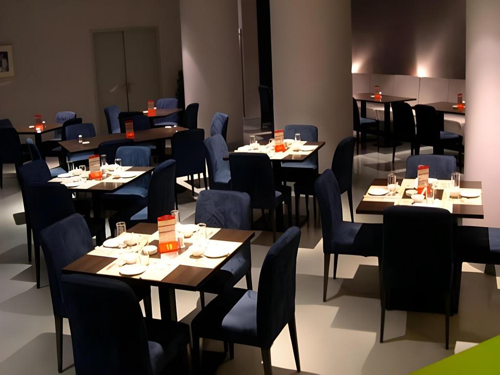 Фото Jingjiang Inn Chongqing Eling Metro Station