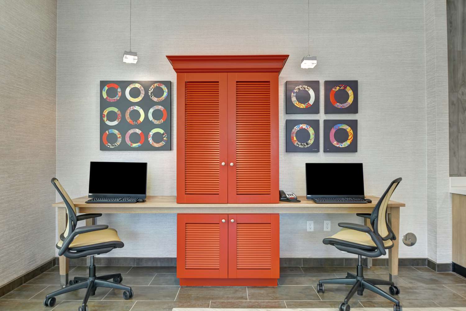 Фото Home2 Suites by Hilton Charlotte Piper Glen