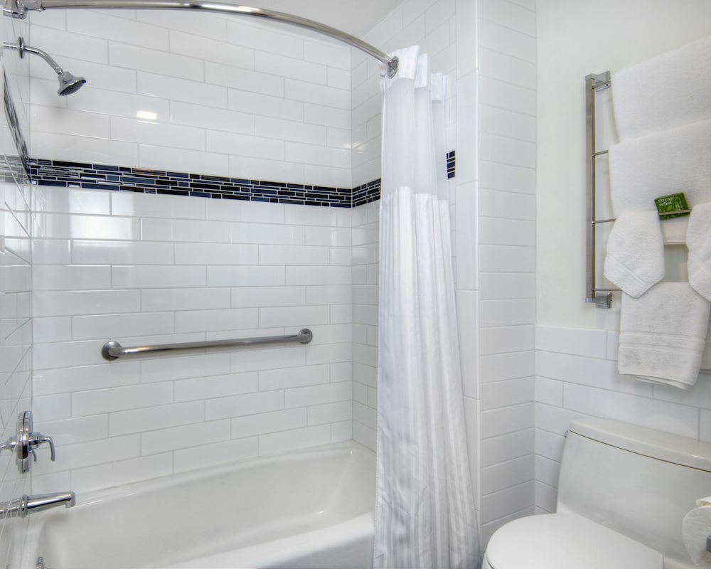 Фото Aggie Inn, Ascend Hotel Collection