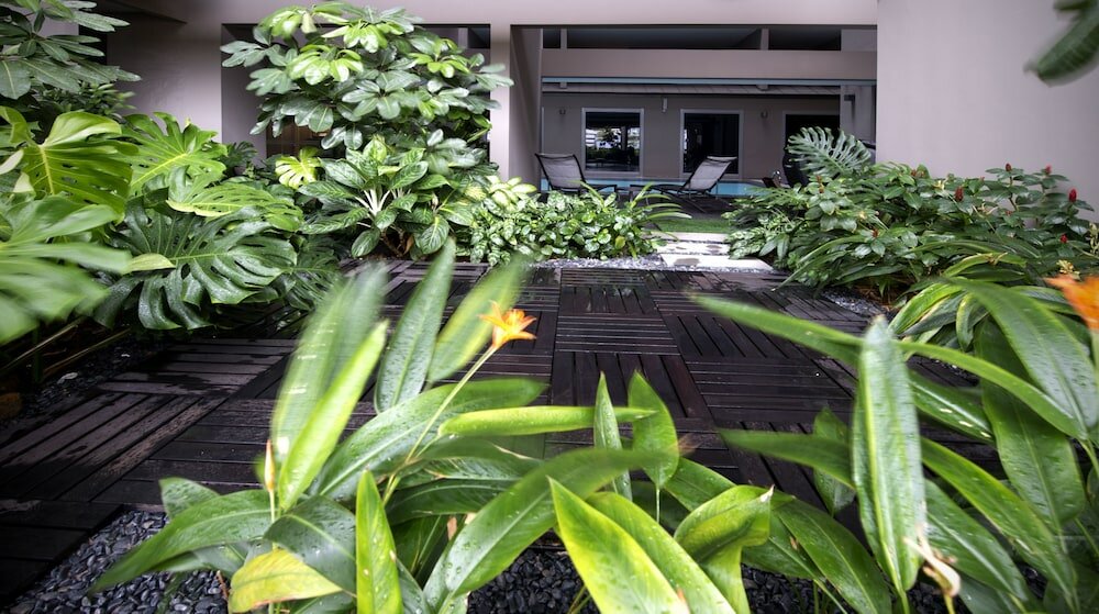 Фото V Hotel Bencoolen