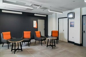 Гостиница EasyHotel Cardiff