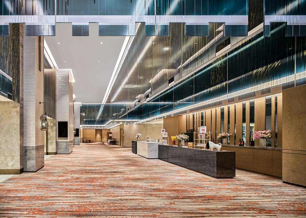 Фото Vignette Collection Hangzhou Huaxia Center Hotel, an Ihg Hotel