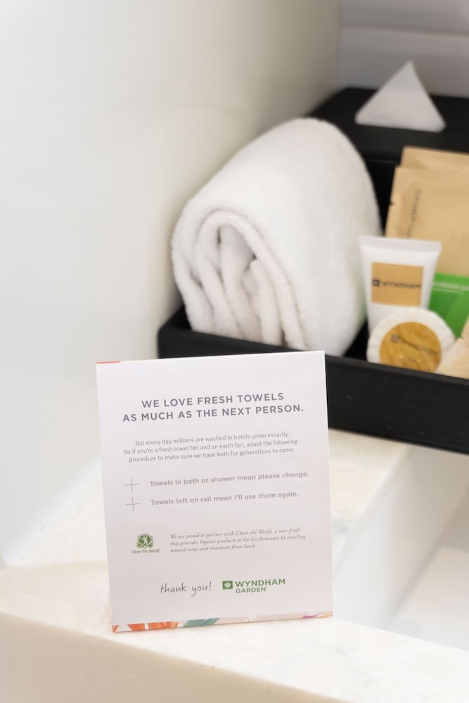 Фото Wyndham Garden Bangkok Sukhumvit 42