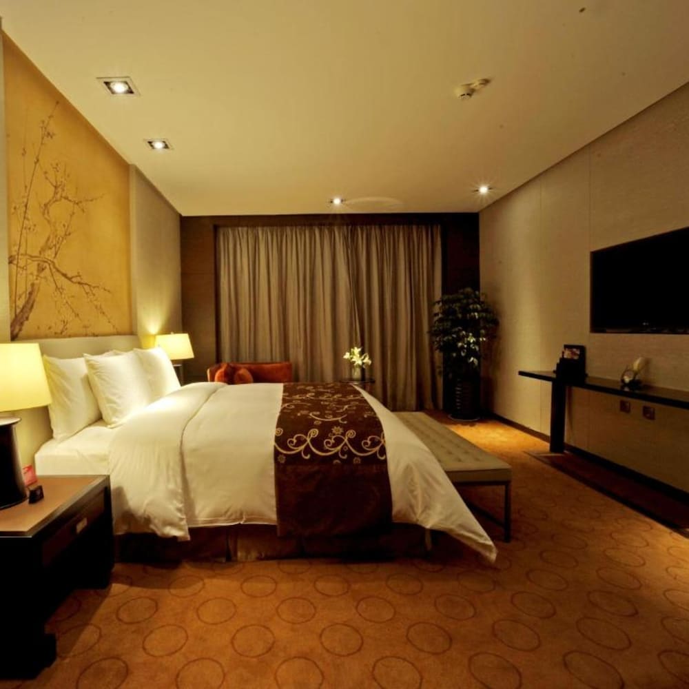 Фото Crowne Plaza Xuzhou Dalong Lake, an Ihg Hotel