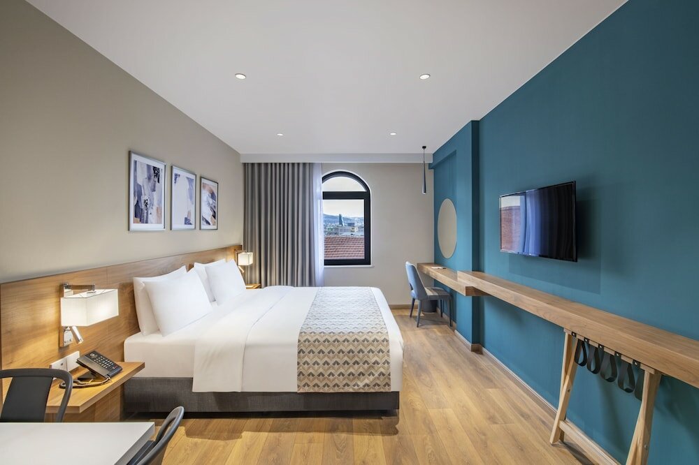 Фото Clocks Hotel