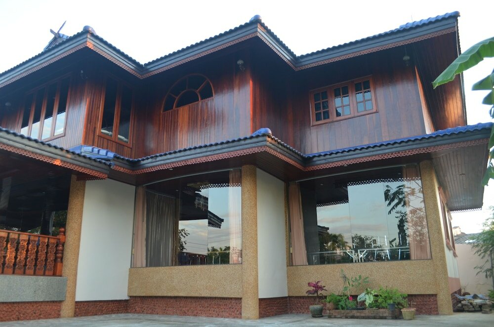 Фото Suandarbporn Resort Mae Sot