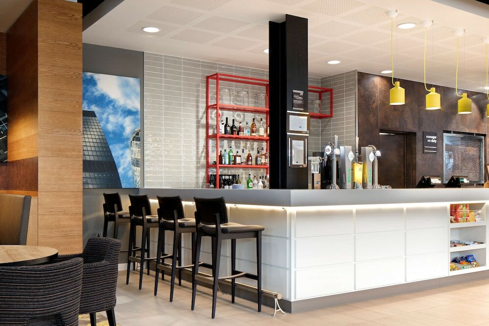 Фото Hampton by Hilton London Docklands