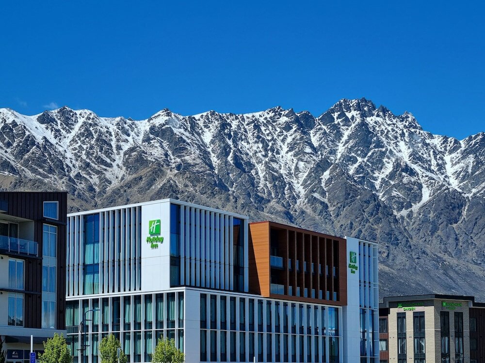 Фото Holiday Inn Queenstown Remarkables Park
