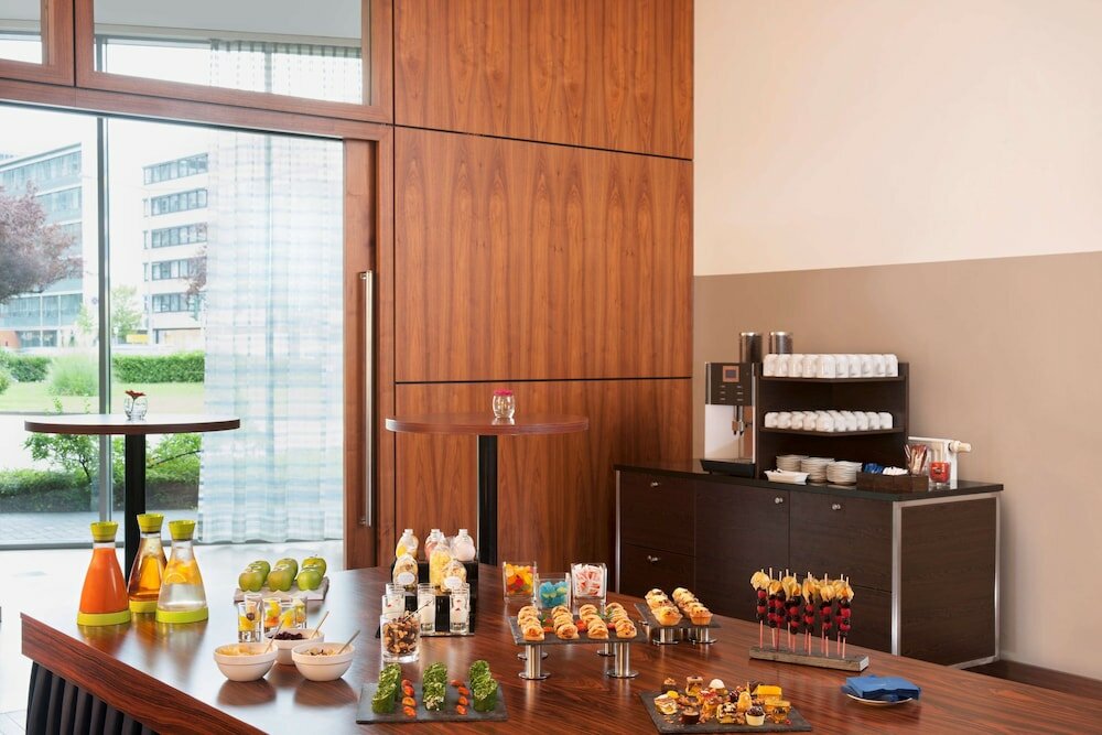 Фото Nh Frankfurt Niederrad