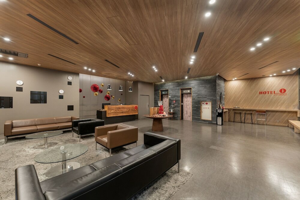 Фото Hotel j Metropolis