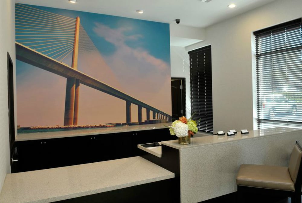 Фото Staybridge Suites St. Petersburg Downtown, an Ihg Hotel