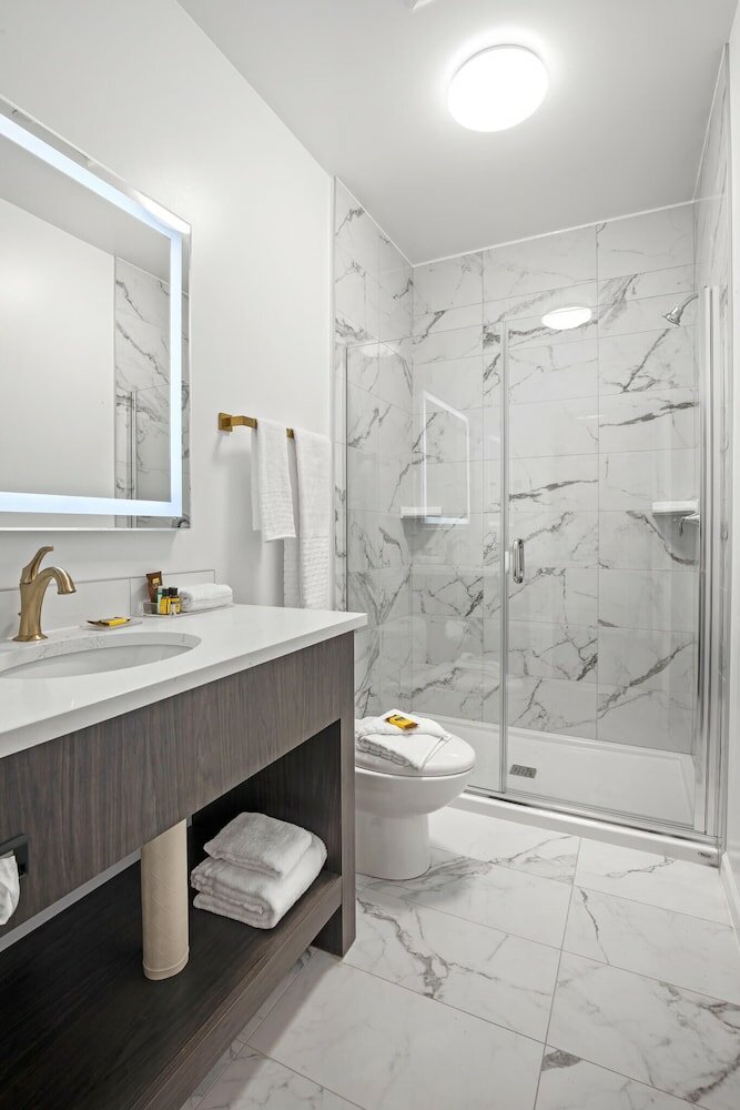 Фото Crown Columbia Hotel, Bw Premier Collection