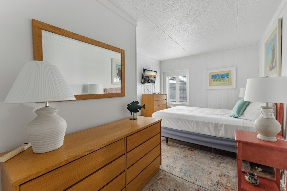 Фото Beachcomber Resort