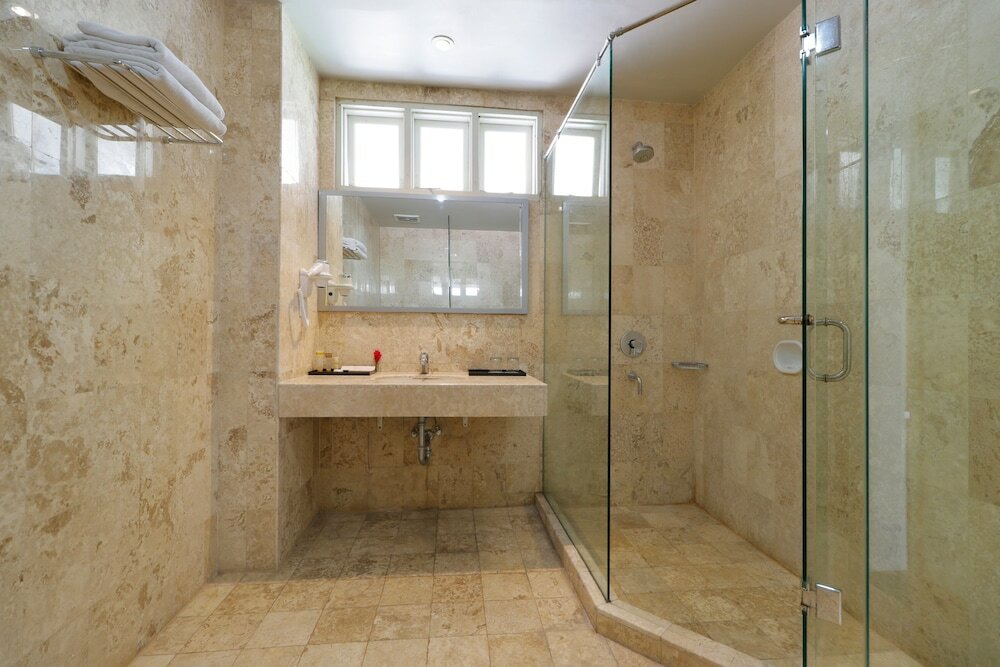 Фото The Lerina Hotel Nusa Dua