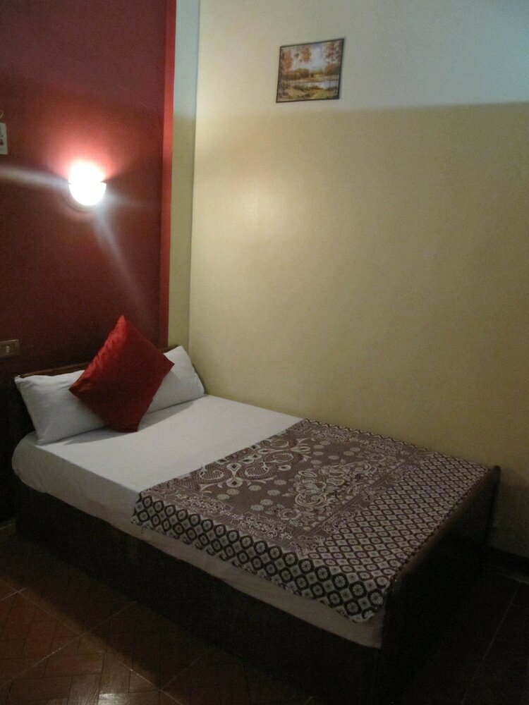 Фото City Plaza Hostel