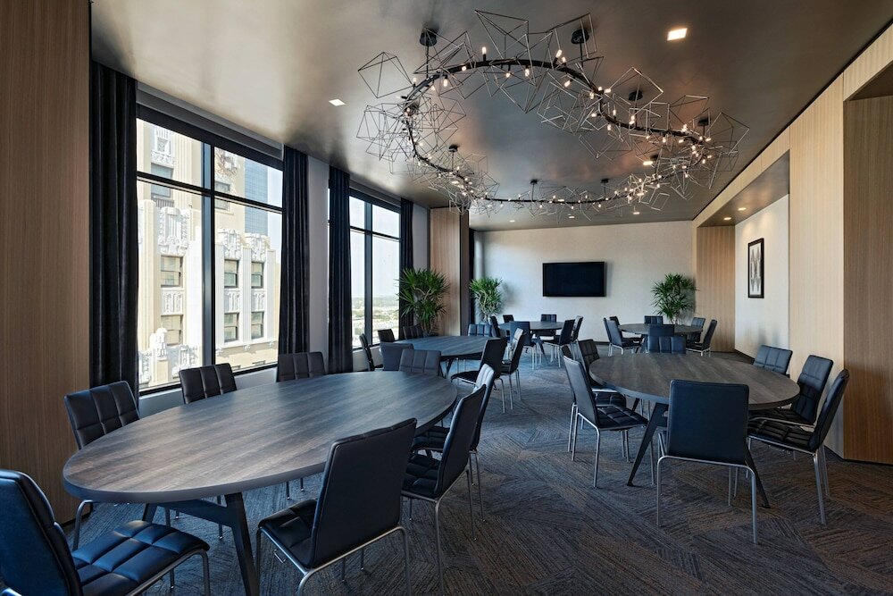 Фото Ac Hotel by Marriott Fort Worth Downtown