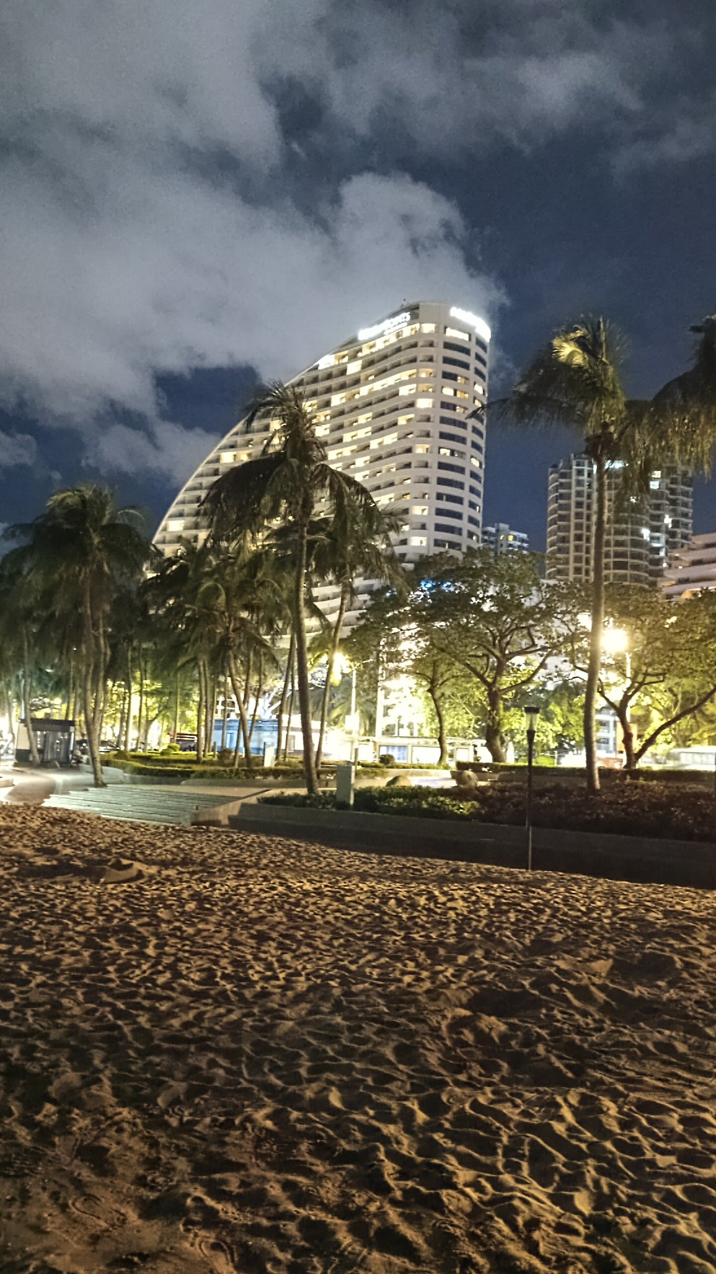 Фото Four Points by Sheraton Hainan, Sanya