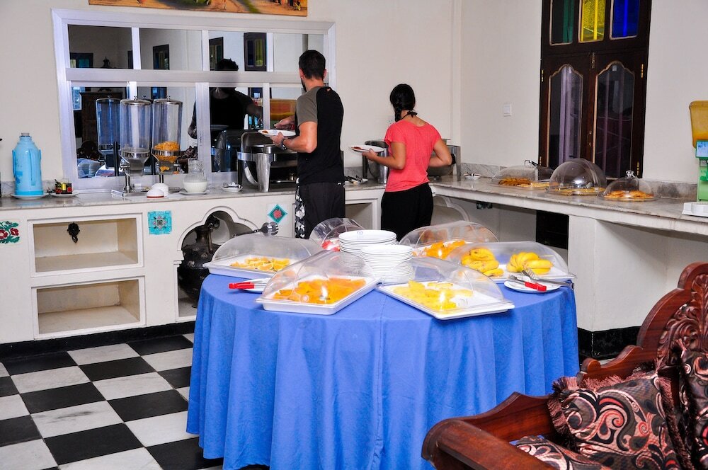 Фото Forodhani Park Hotel