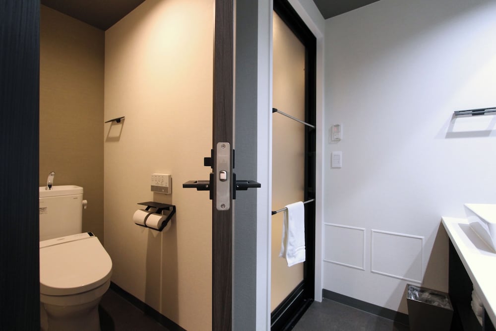 Фото Koko Hotel Residence Kyoto Nijo Castle