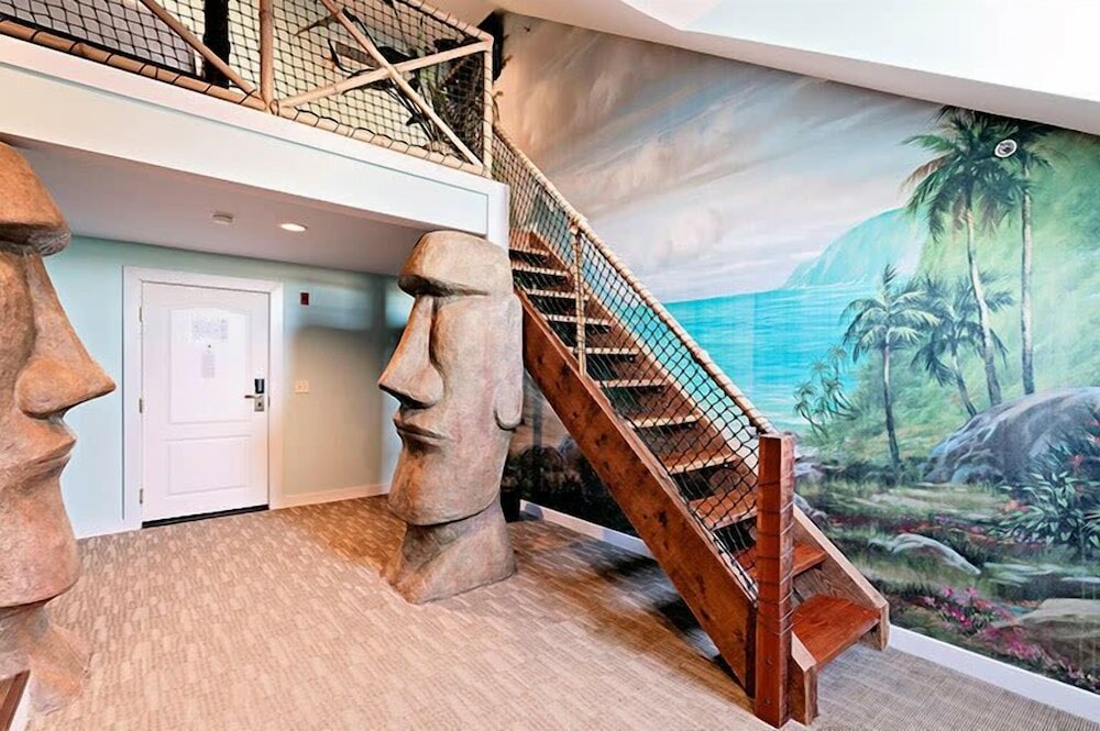 Фото Chateau Avalon, Ascend Hotel Collection