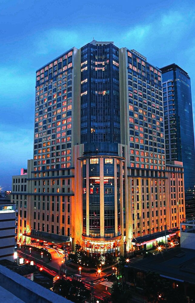 Фото отеля 1