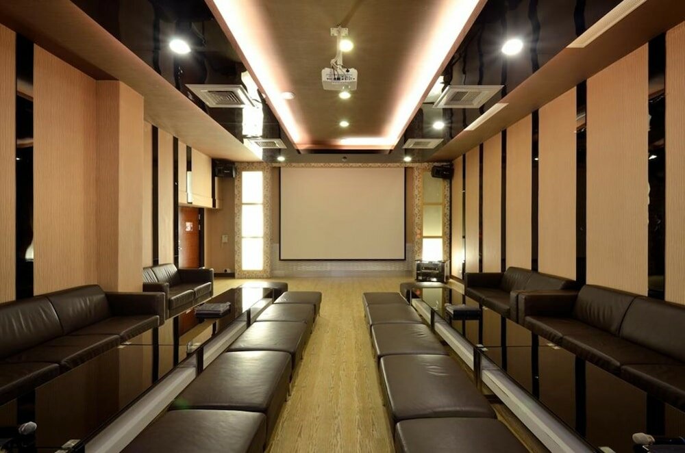 Фото Hotel Modern Puli