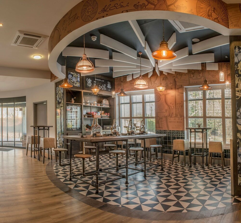 Фото De Vere Latimer Estate