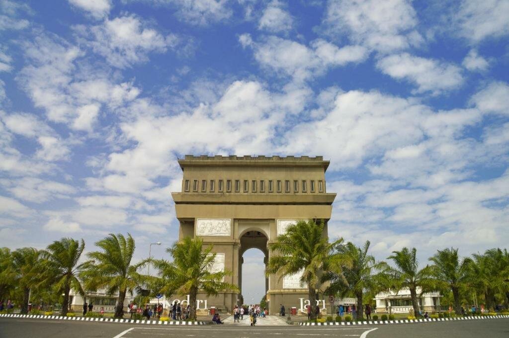 Hotel Sumi Hotel Simpang Lima Semarang, Semarang, photo