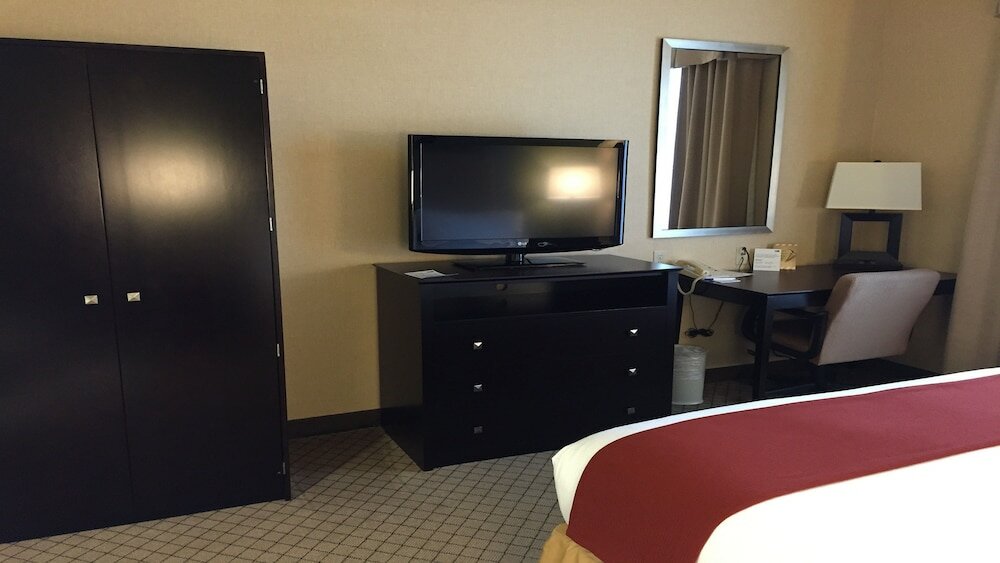 Фото Holiday Inn Express Sacramento Airport Woodland, an Ihg Hotel
