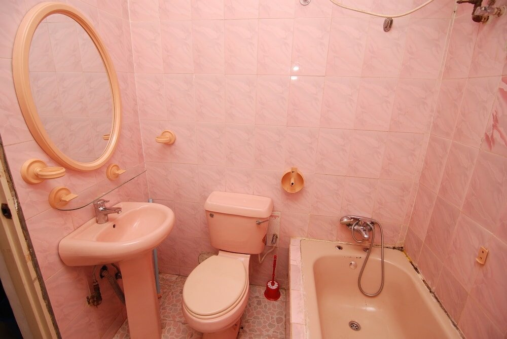 Фото Silverland Hotel and Suites