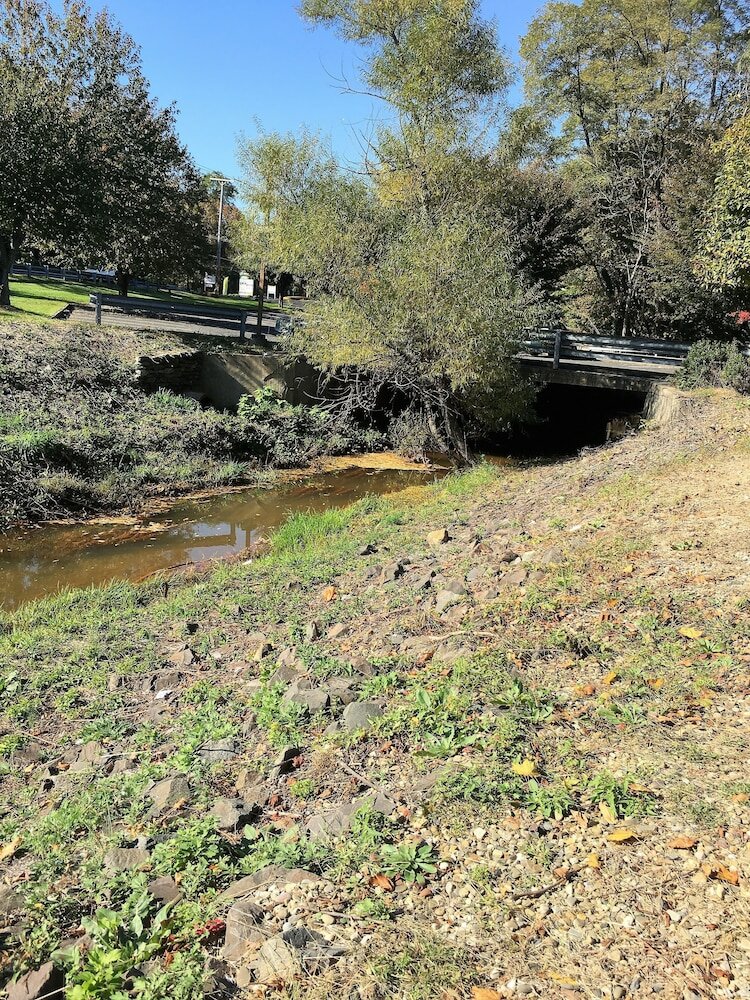 Фото Colts Neck Inn Hotel