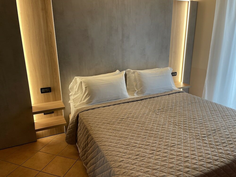 Фото Hotel Villa Rosa