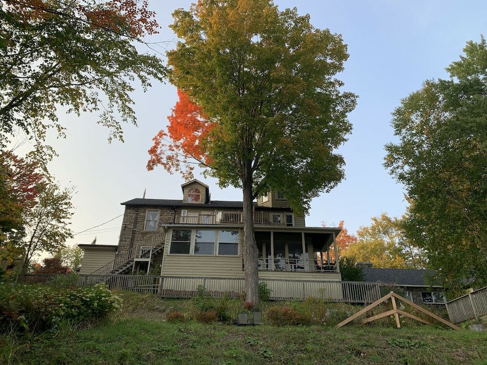 Фото Inn at the Falls