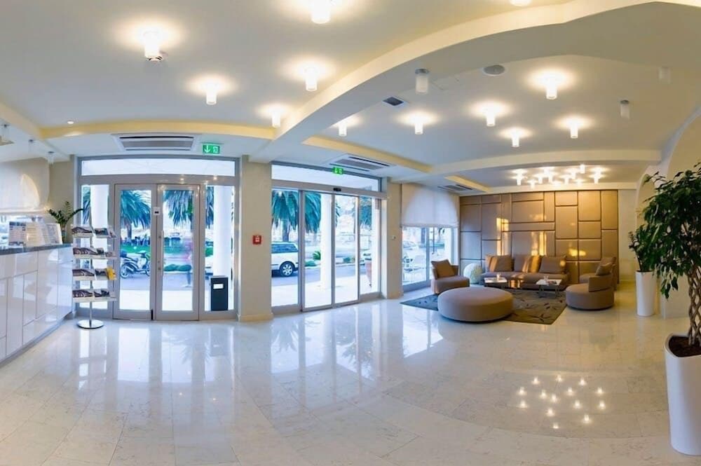 Фото Hotel Korkyra