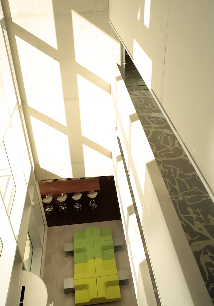 Фото Art'otel Cologne, part of Radisson Hotel Group