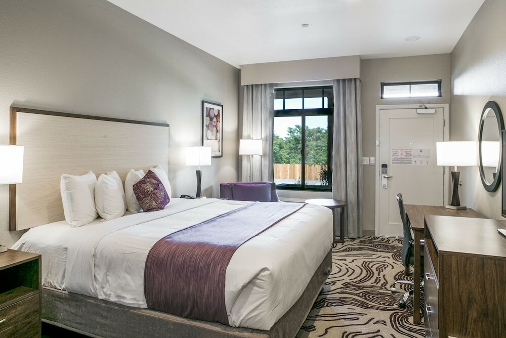 Фото Hotel Siri Downtown - Paso Robles