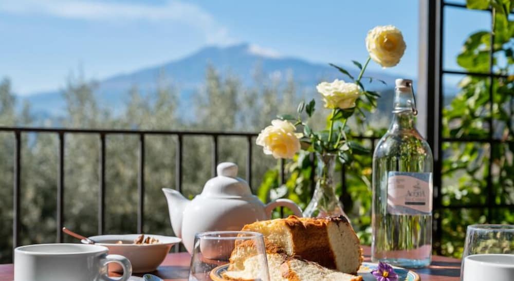 Фото Agriturismo San Cataldo Farm Home