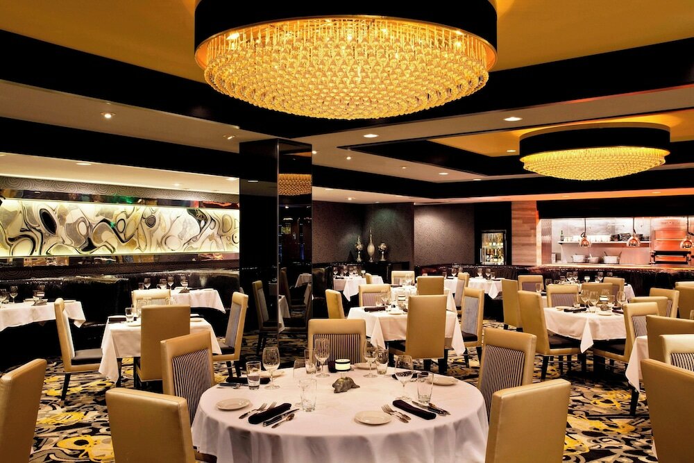 Фото Sheraton Inner Harbor Hotel