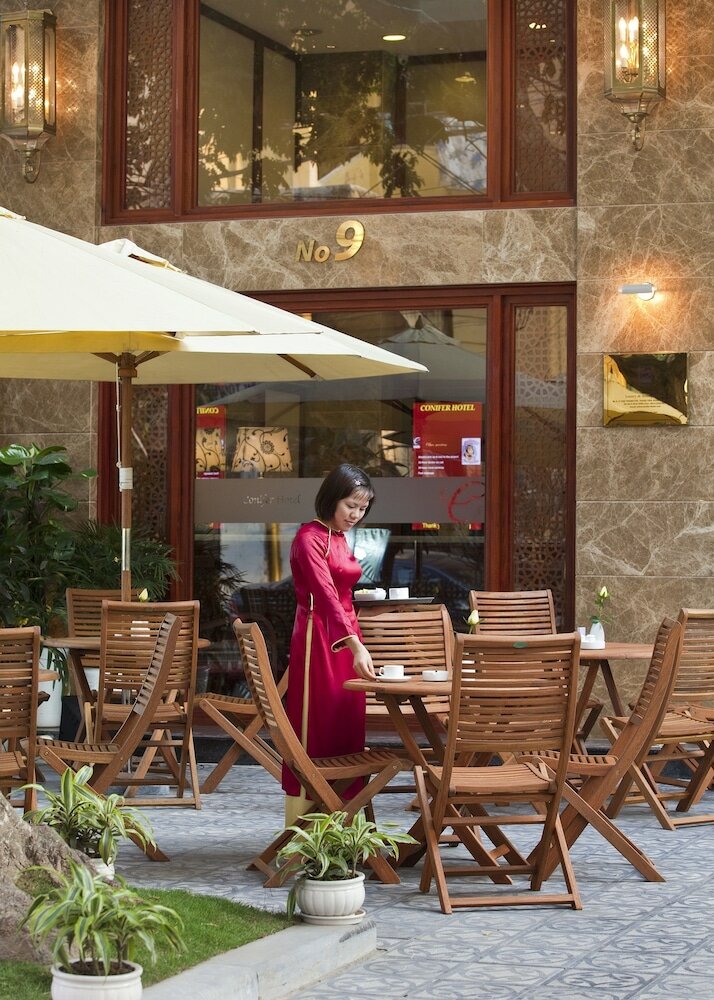 Фото Conifer Boutique Hotel